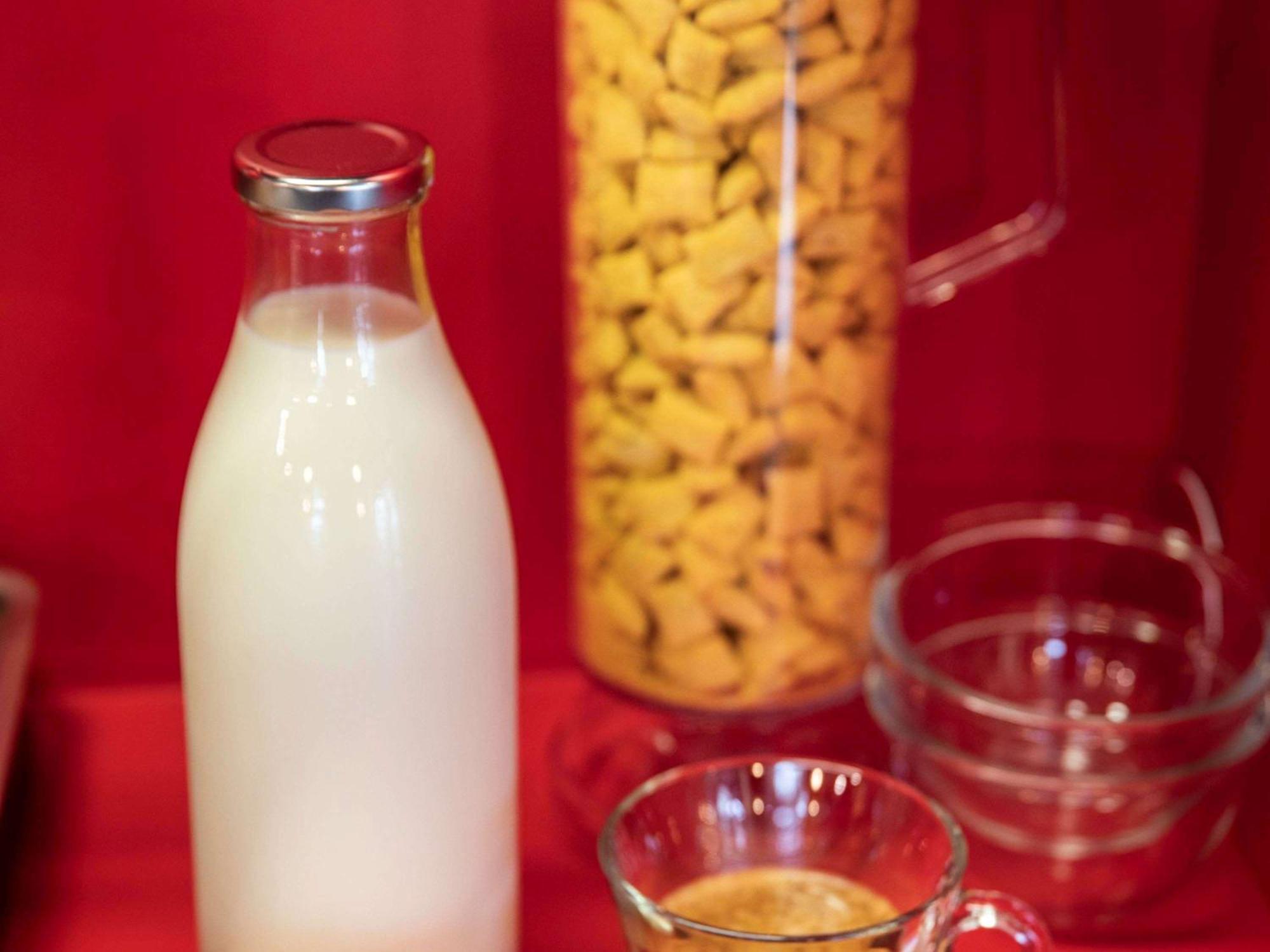里尔维尔诺夫达斯克一级方程式酒店 阿斯克新城 外观 照片